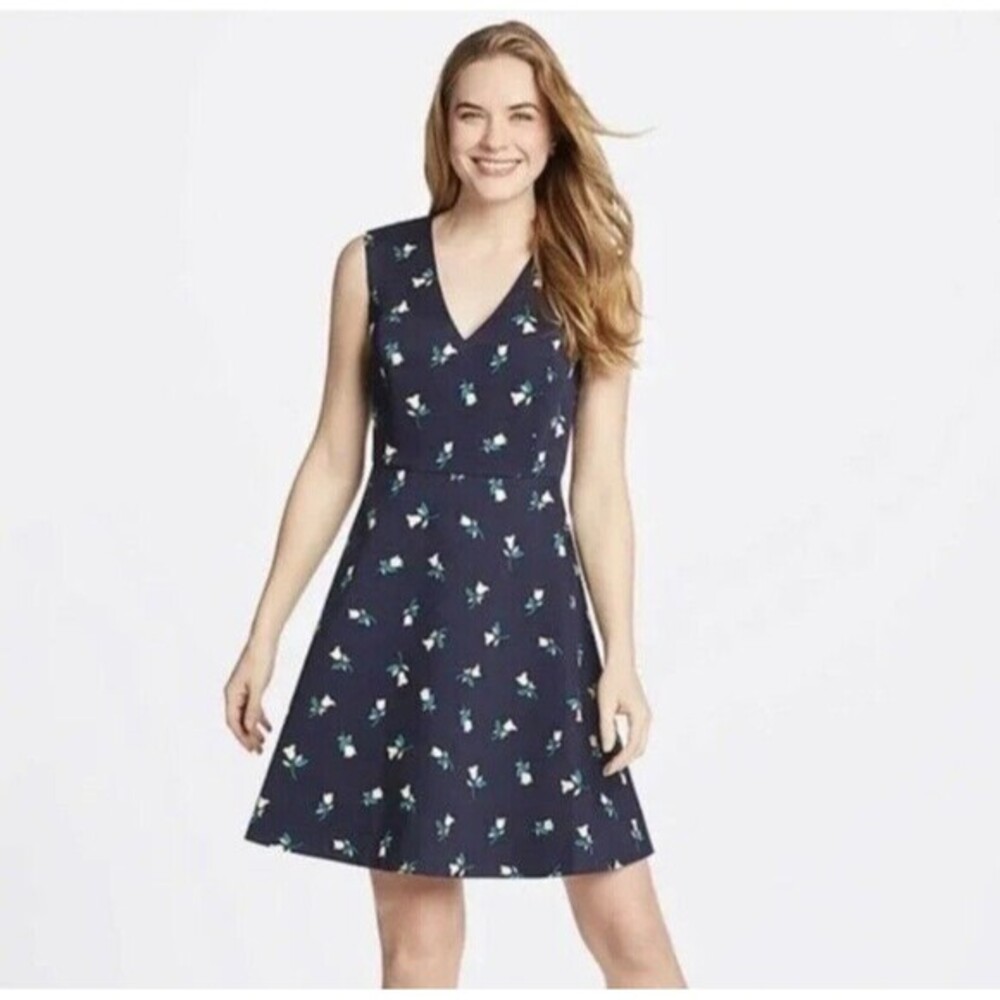 Draper James Navy Blue Sun Dress Sz 2 XS A-Line Floral Trad Wife Sleeveless